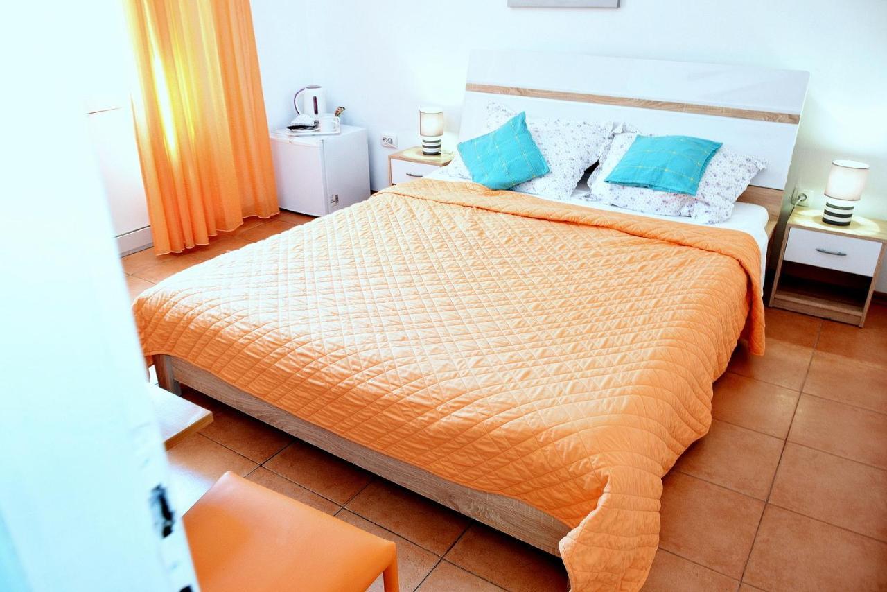 Rooms Vilma close to Rab City Palit Exterior foto